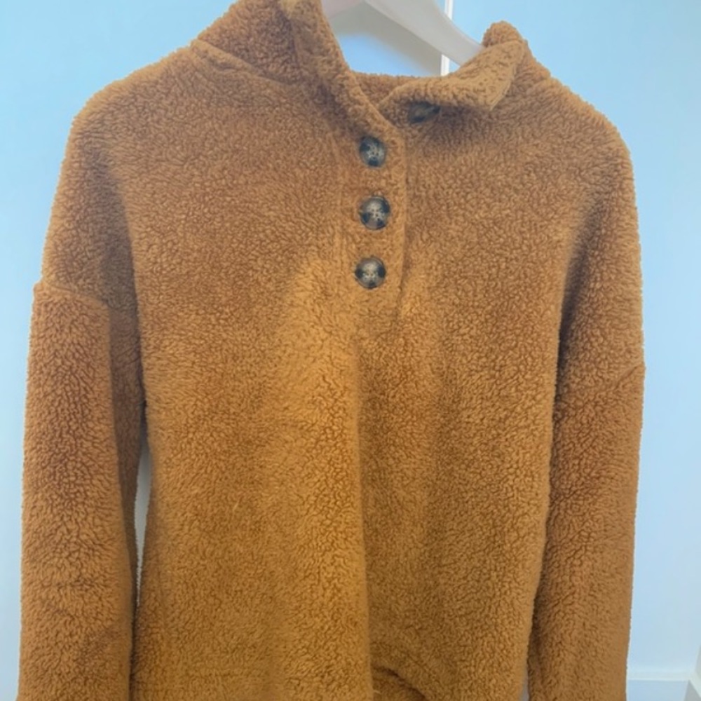 Fluffy sweatshirt